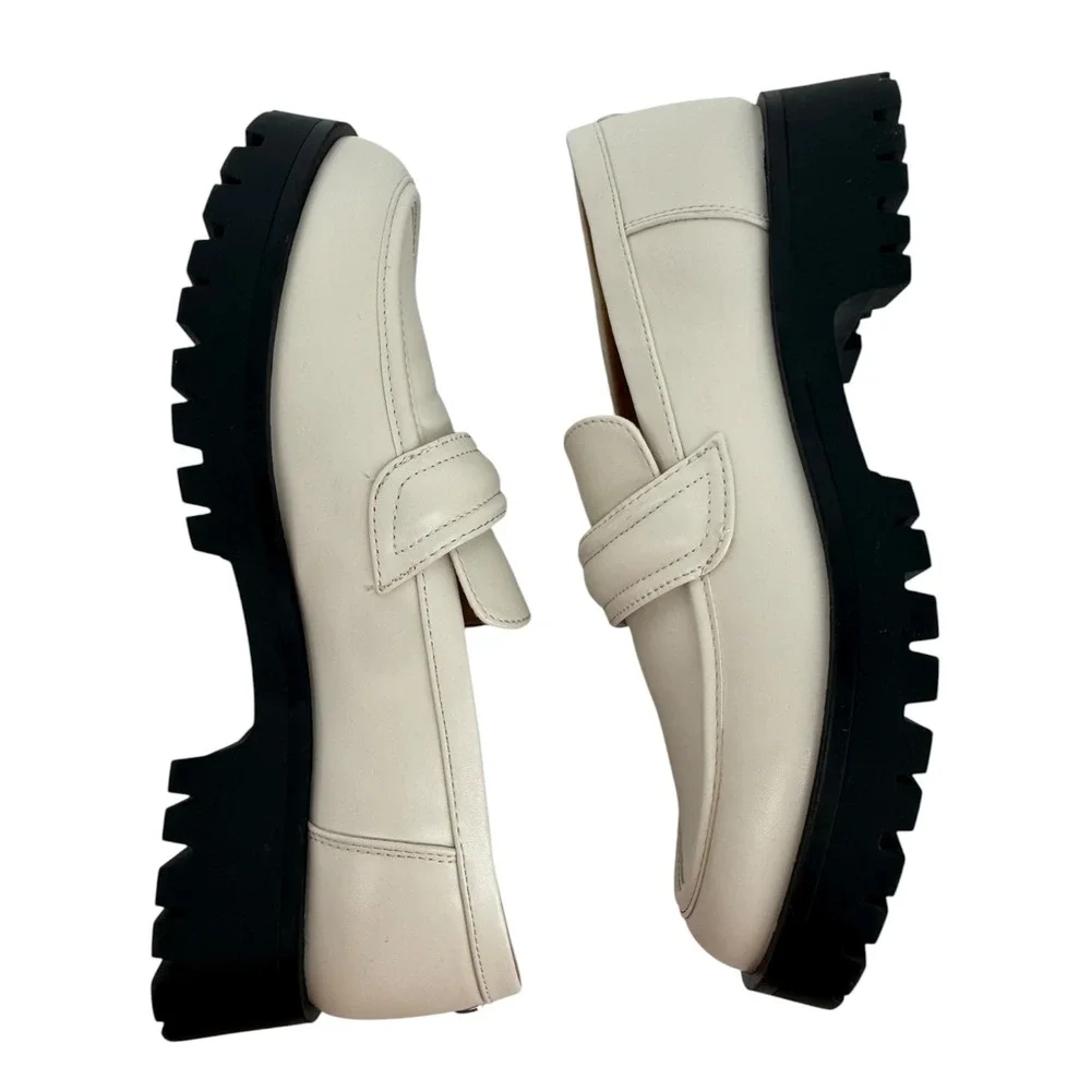 Nine West Womens Gury Slip On Chunky Lug Sole Loafers Cream Size 8.5M Y2K Preppy